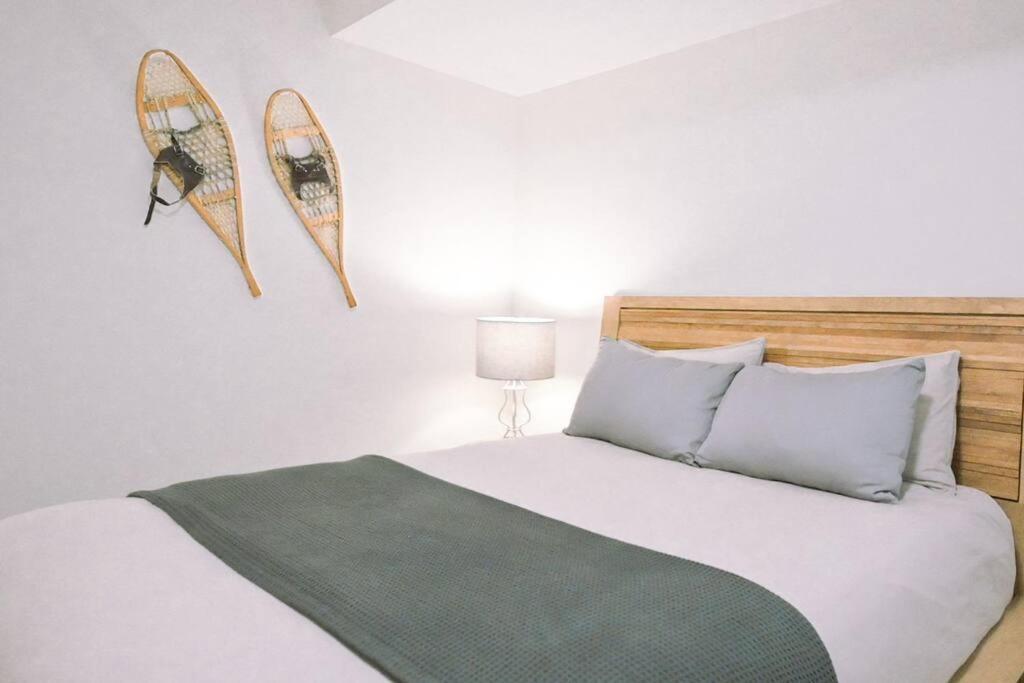 Oasis Getaway, Mins To Lake, King Bed, Dbl Garage Invermere Zewnętrze zdjęcie